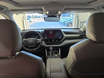 2021 Toyota Highlander Hybrid Limited