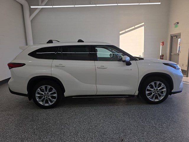 2021 Toyota Highlander Hybrid Limited