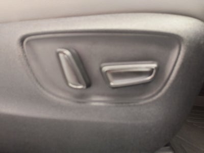 2024 Toyota Sienna XLE 8 Passenger
