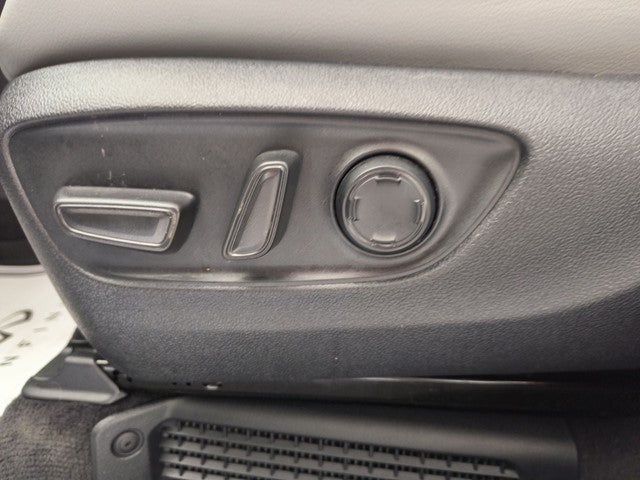 2024 Toyota Sienna XLE 8 Passenger