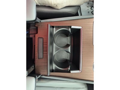 2024 Toyota Sienna XLE 8 Passenger