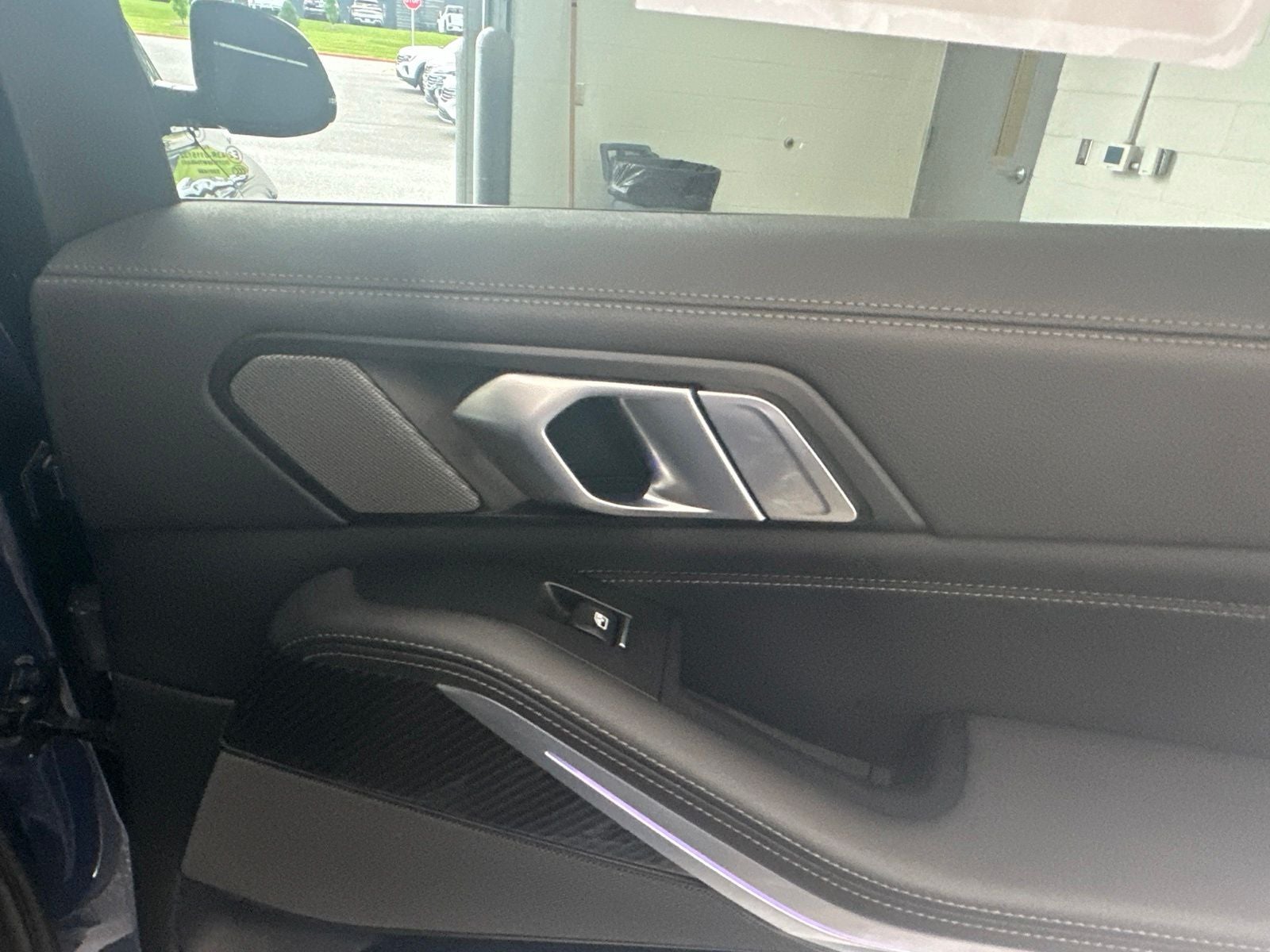2023 BMW X5 M50i