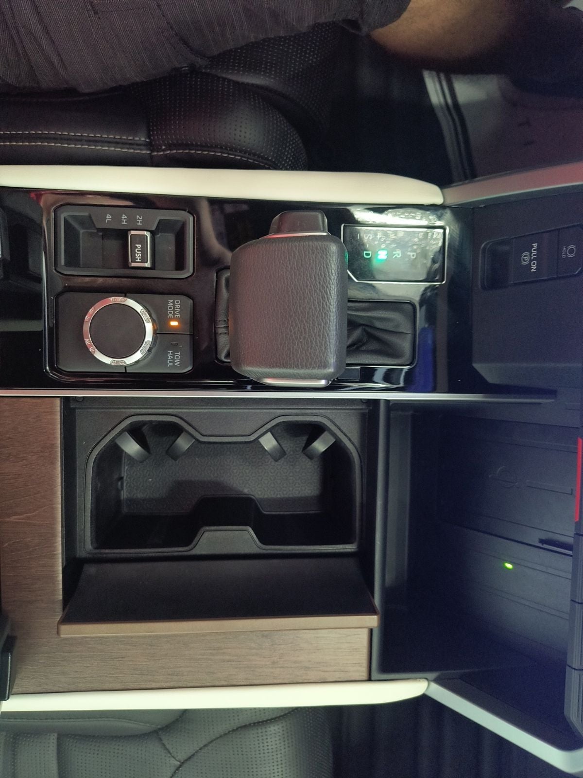 2024 Toyota Sequoia Capstone