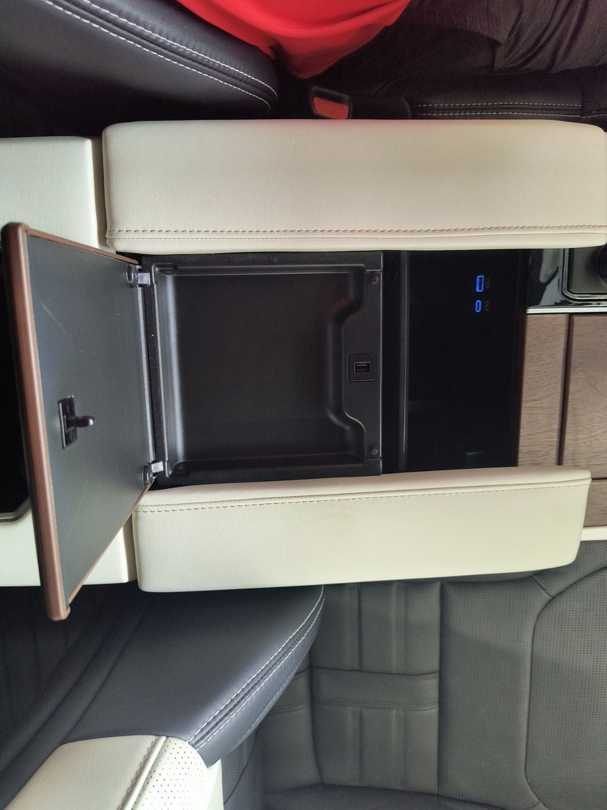 2024 Toyota Sequoia Capstone