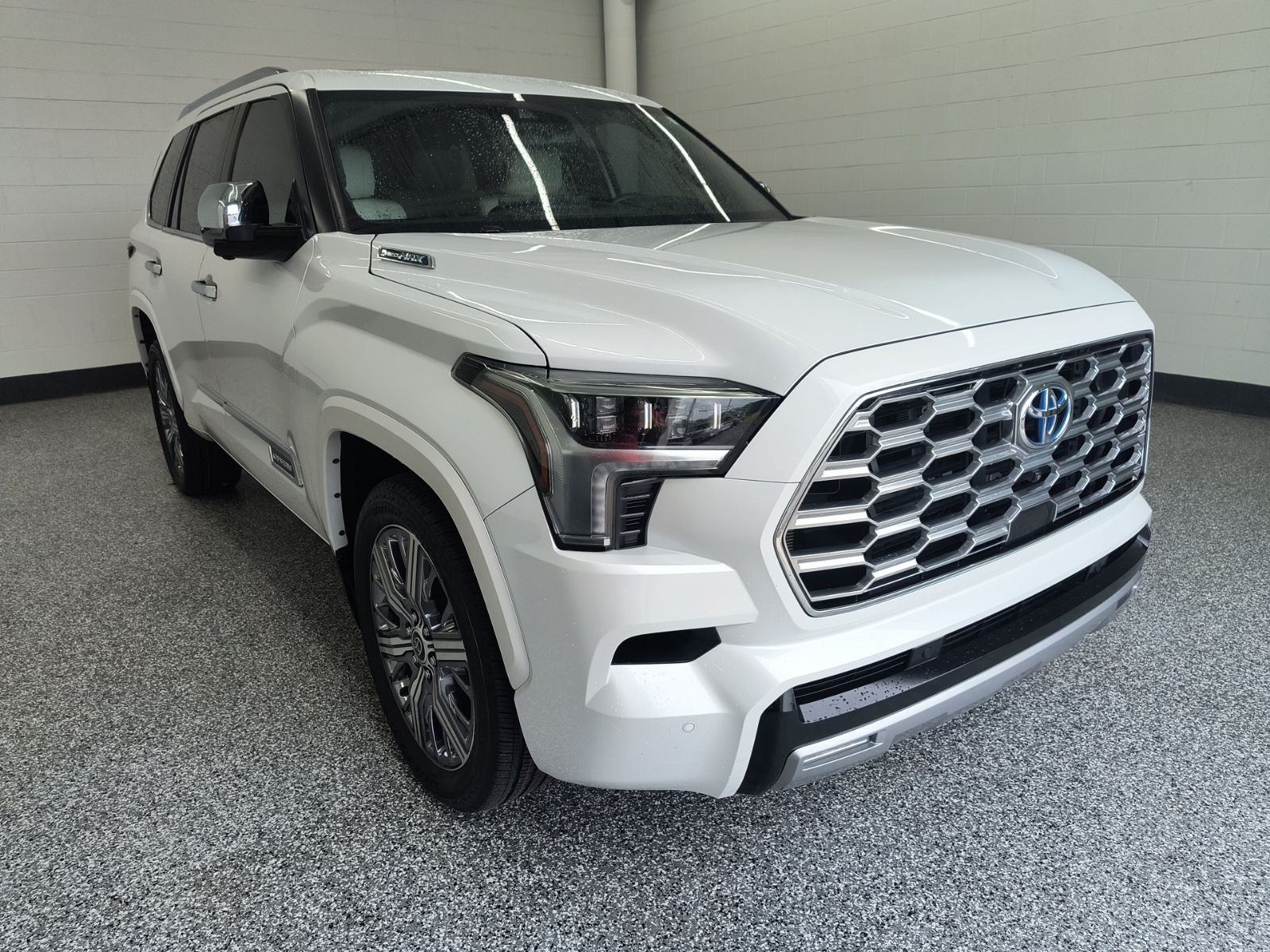 2024 Toyota Sequoia Capstone