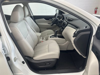 2022 Nissan Rogue Sport SL