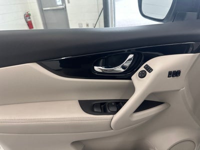2022 Nissan Rogue Sport SL