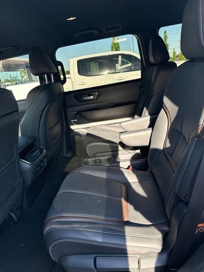 2025 Nissan Armada SL