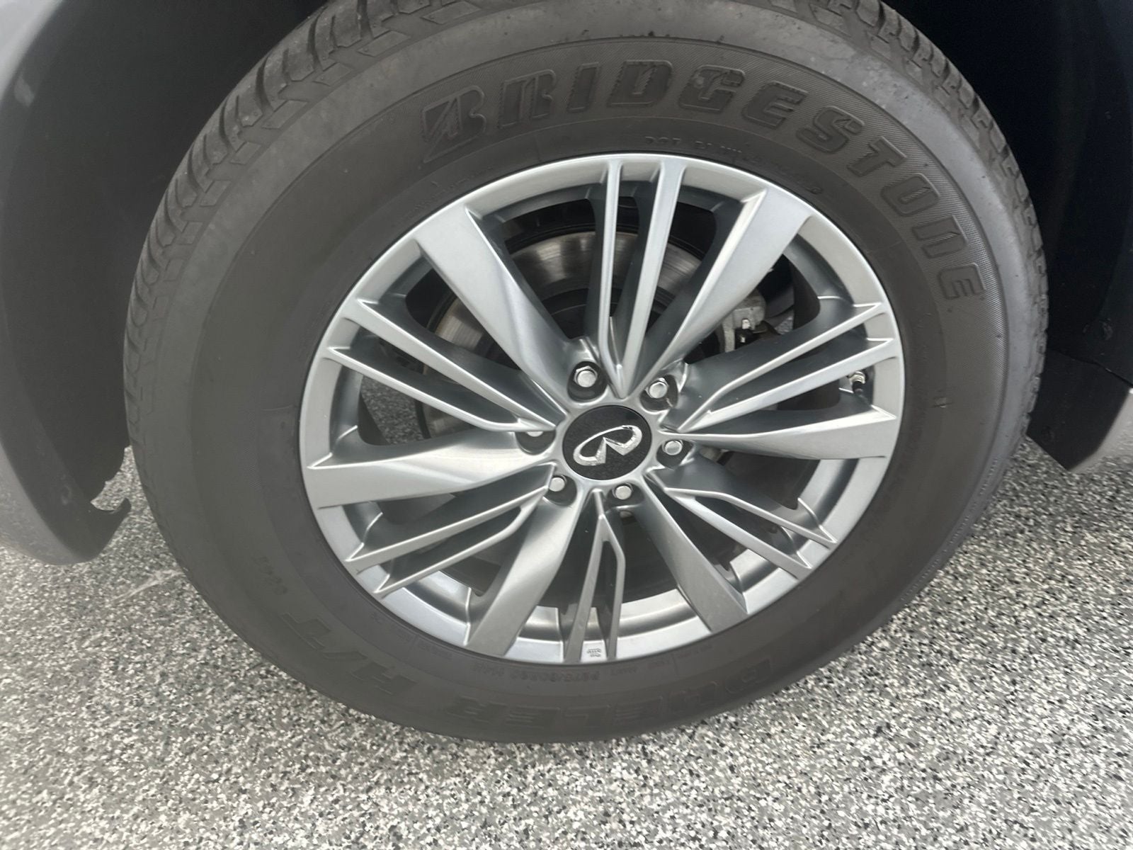 2021 INFINITI QX80 LUXE