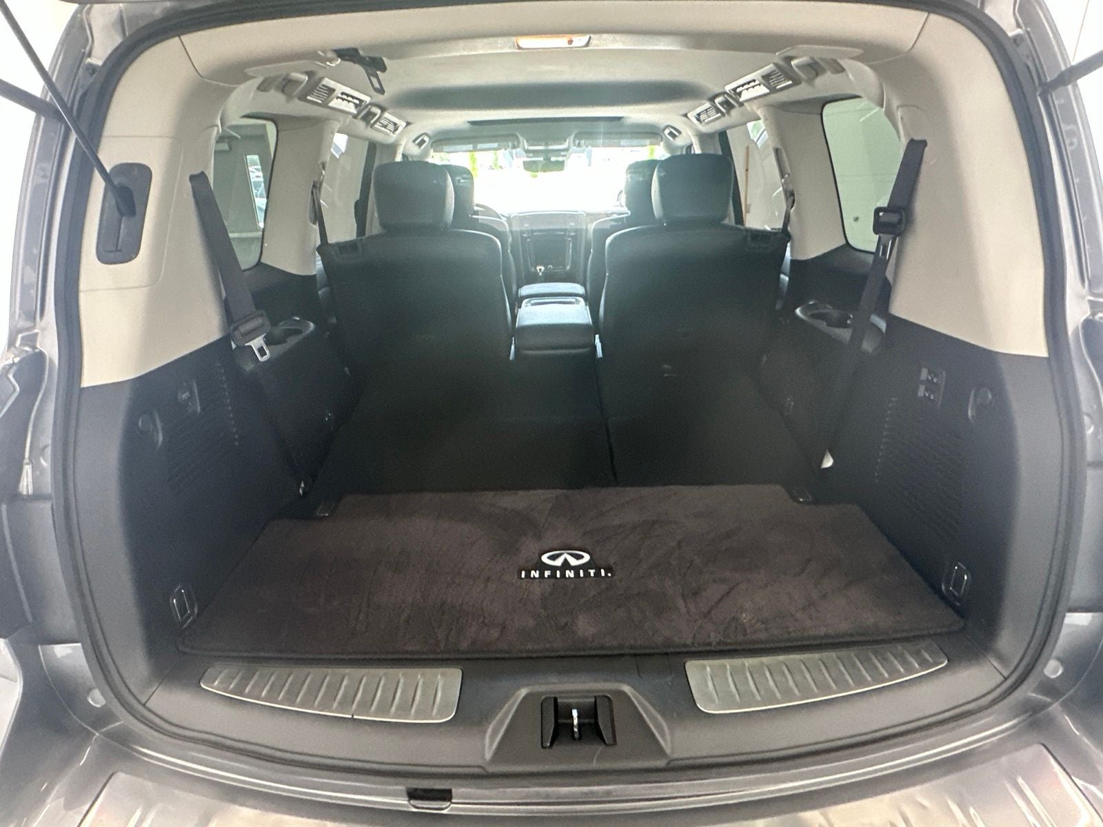 2021 INFINITI QX80 LUXE