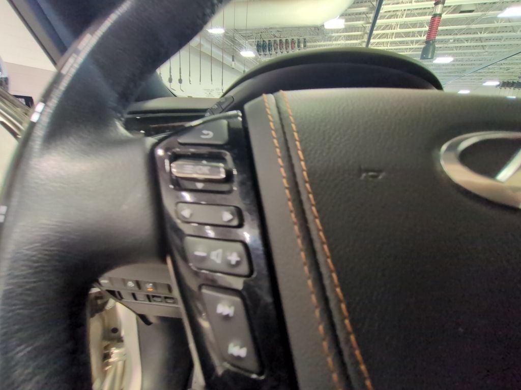 2024 INFINITI QX80 Sensory