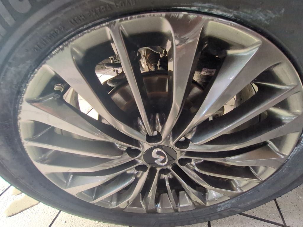 2024 INFINITI QX80 Sensory