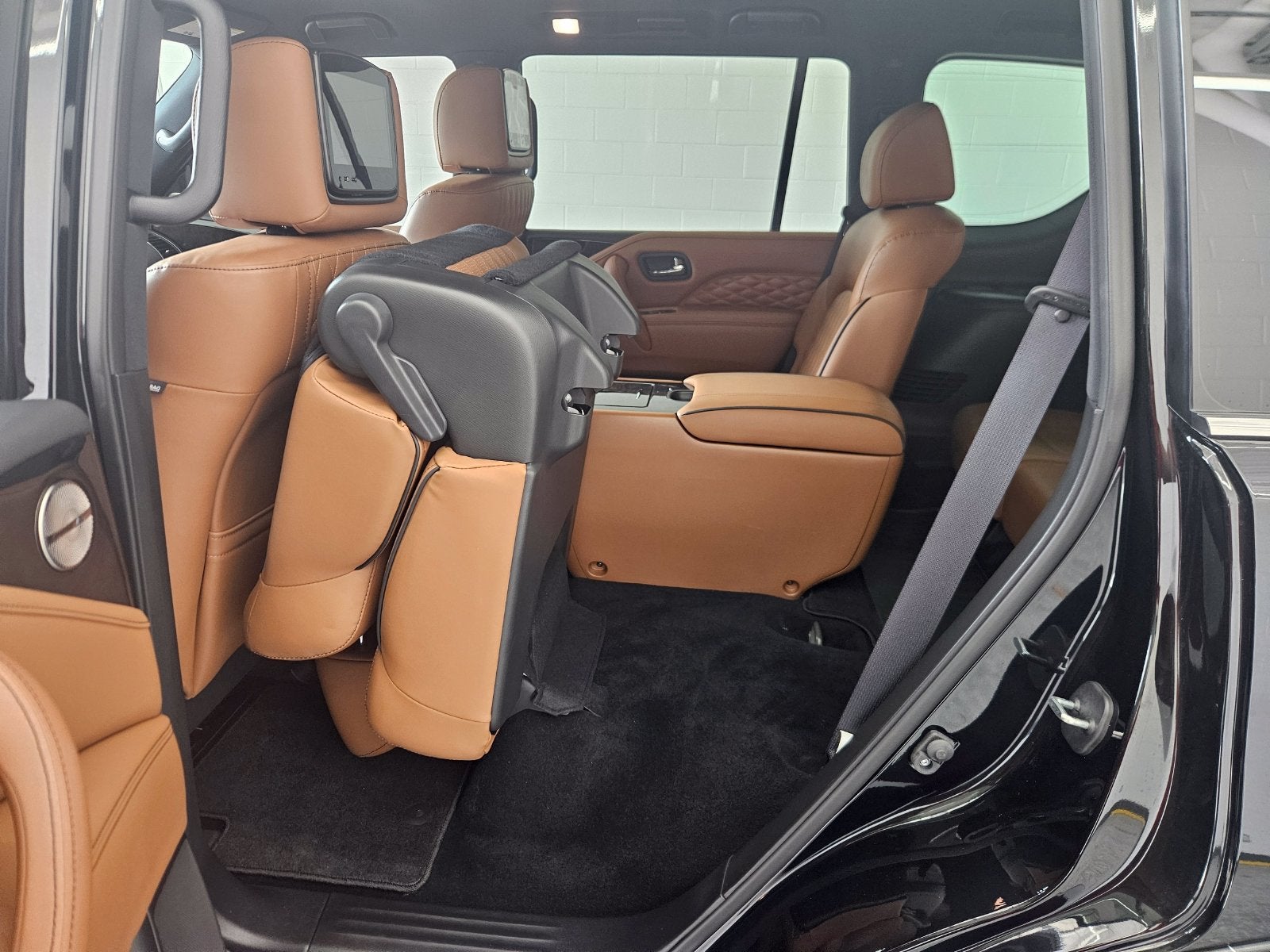 2023 INFINITI QX80 Sensory