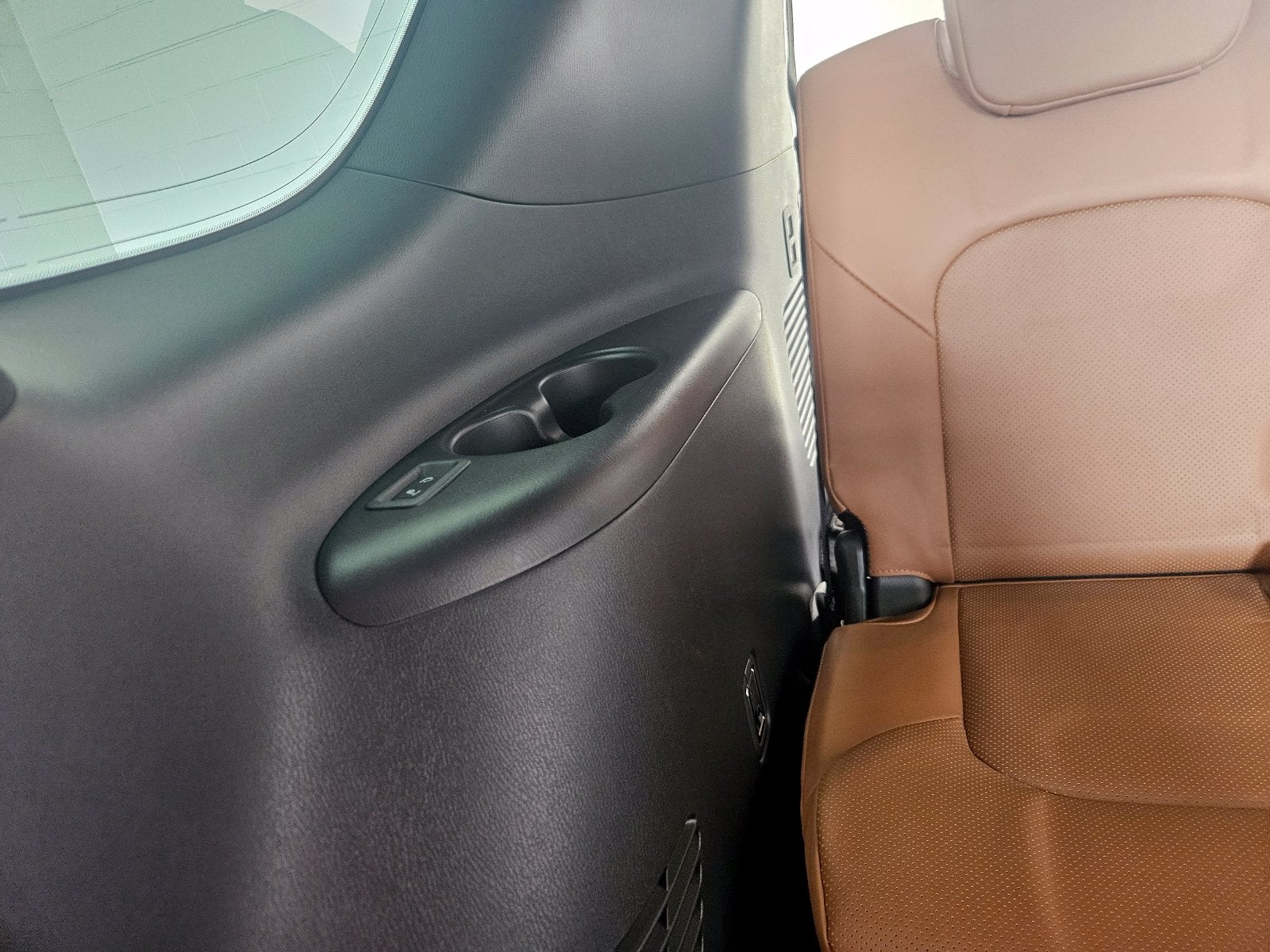 2023 INFINITI QX80 Sensory