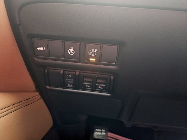 2023 INFINITI QX80 Sensory