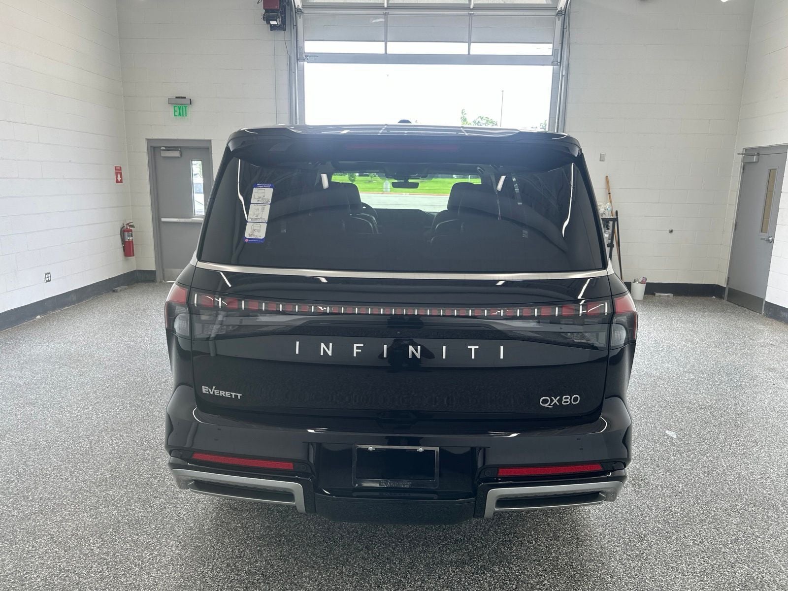 2026 INFINITI QX80 LUXE