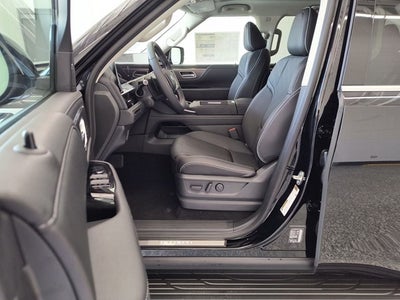 2027 INFINITI QX80 LUXE
