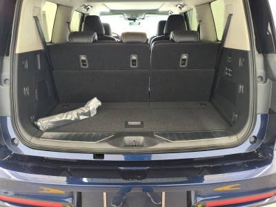 2025 INFINITI QX80 LUXE