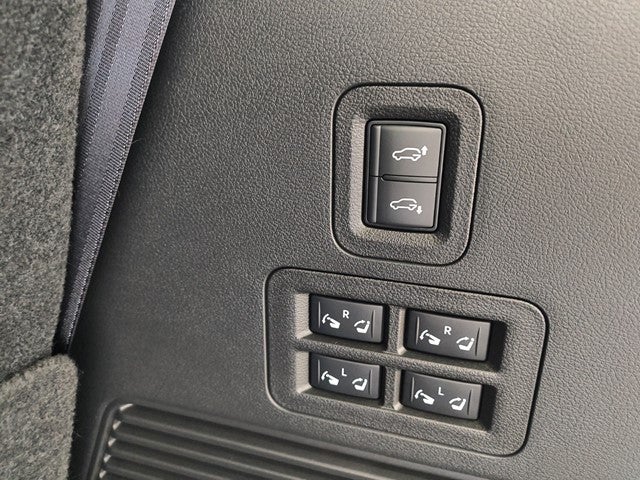 2025 INFINITI QX80 LUXE