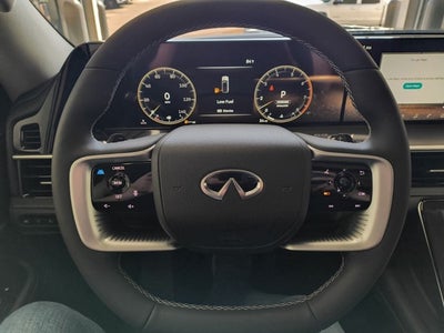 2025 INFINITI QX80 LUXE