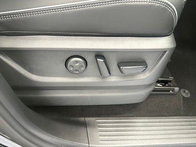 2027 INFINITI QX80 LUXE