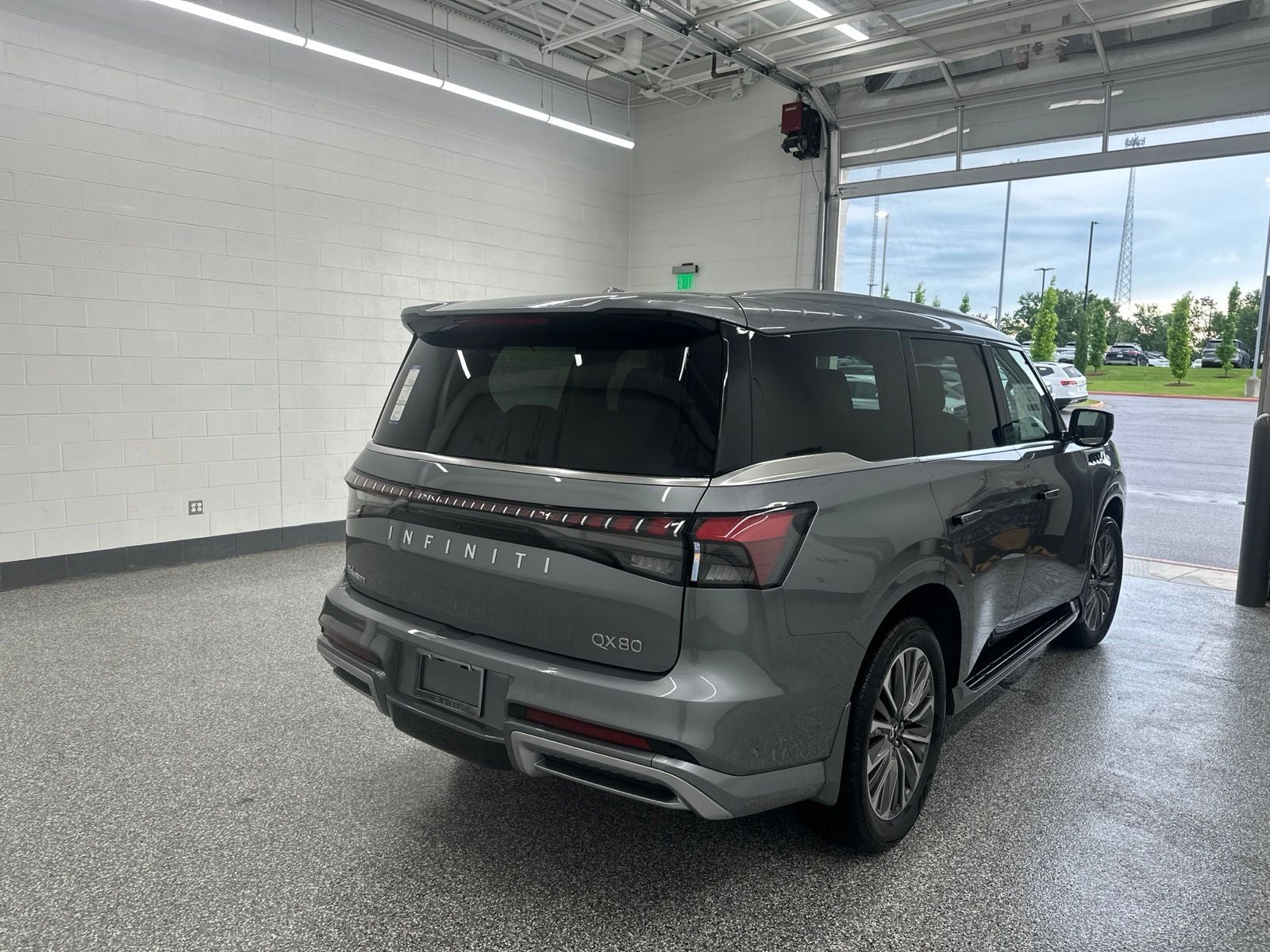 2026 INFINITI QX80 LUXE