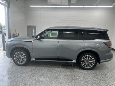 2026 INFINITI QX80 LUXE