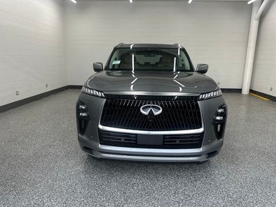 2026 INFINITI QX80 LUXE