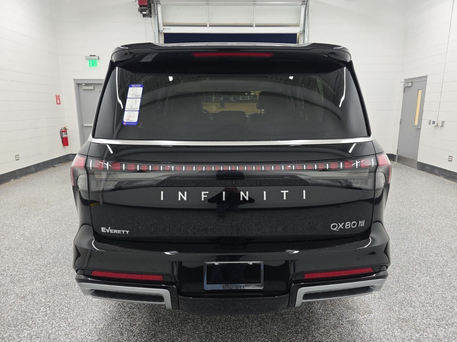 2026 INFINITI QX80 LUXE