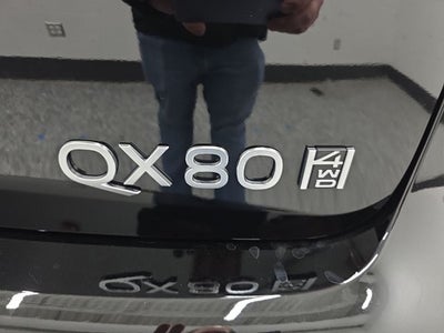 2026 INFINITI QX80 LUXE