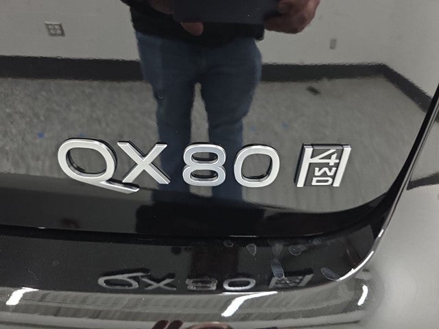 2026 INFINITI QX80 LUXE