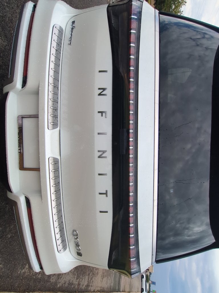 2027 INFINITI QX80 LUXE