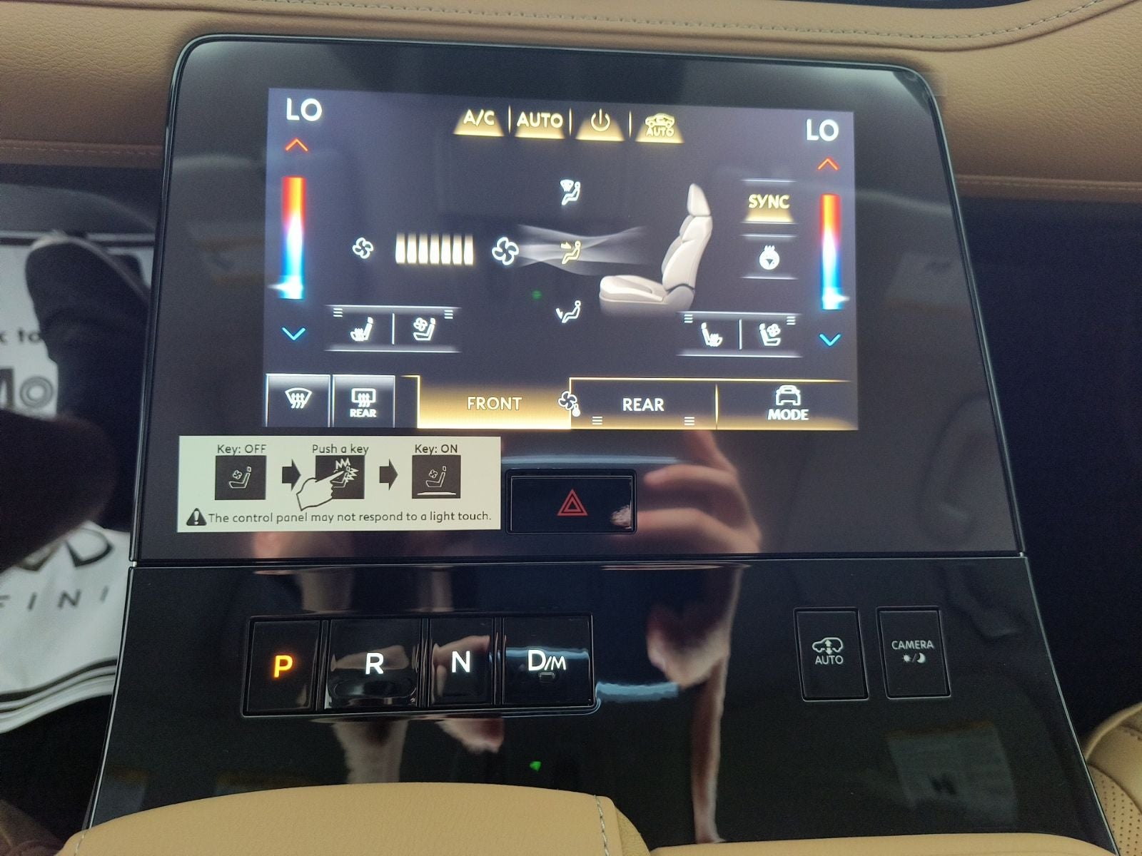 2027 INFINITI QX80 LUXE