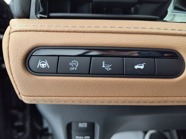 2027 INFINITI QX80 LUXE