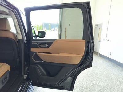 2027 INFINITI QX80 LUXE