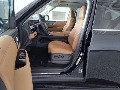 2027 INFINITI QX80 LUXE