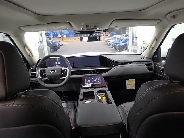 2026 INFINITI QX80 LUXE