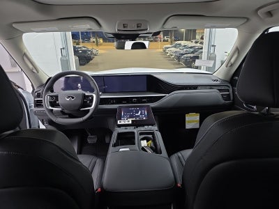 2026 INFINITI QX80 LUXE