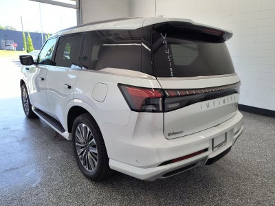 2027 INFINITI QX80 LUXE