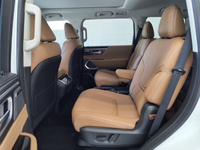 2027 INFINITI QX80 LUXE
