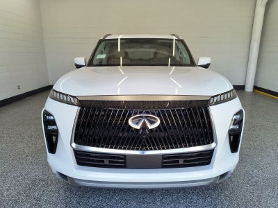 2027 INFINITI QX80 LUXE
