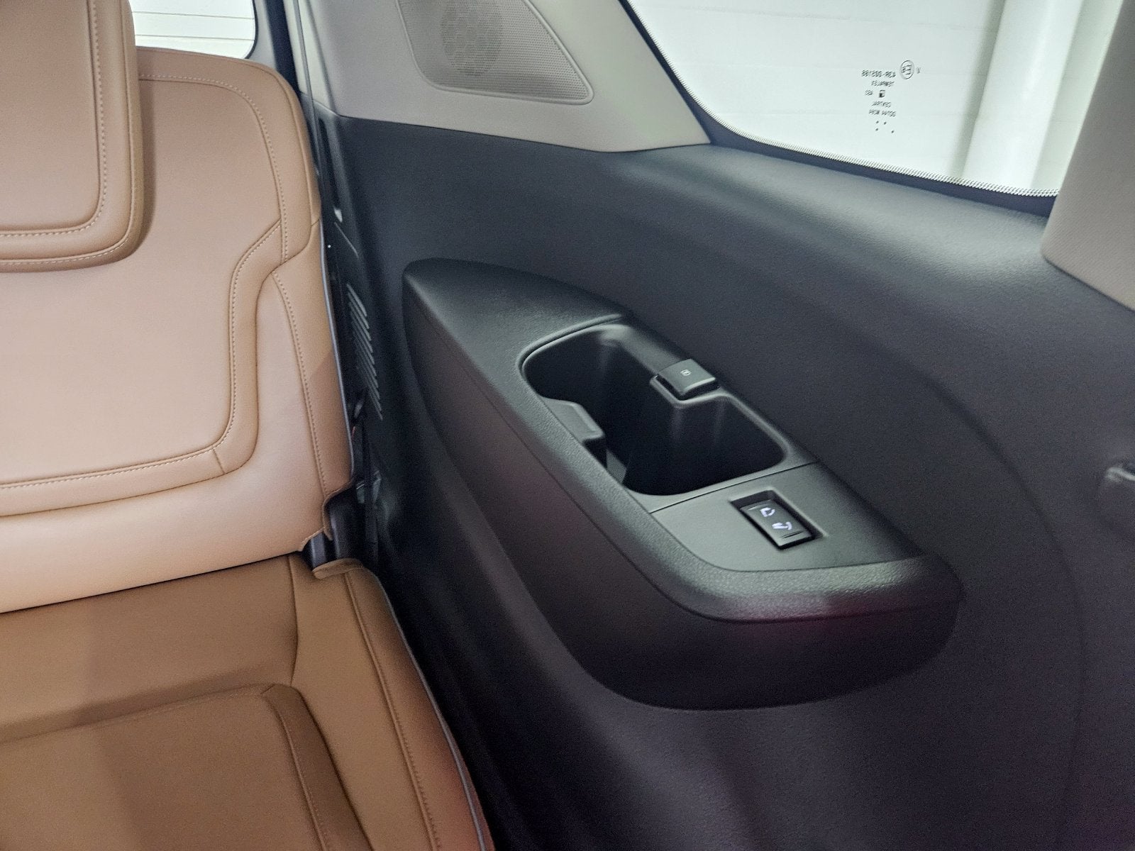 2027 INFINITI QX80 LUXE