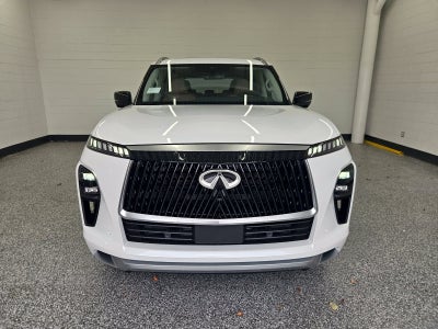 2027 INFINITI QX80 LUXE