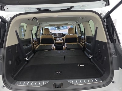2026 INFINITI QX80 LUXE