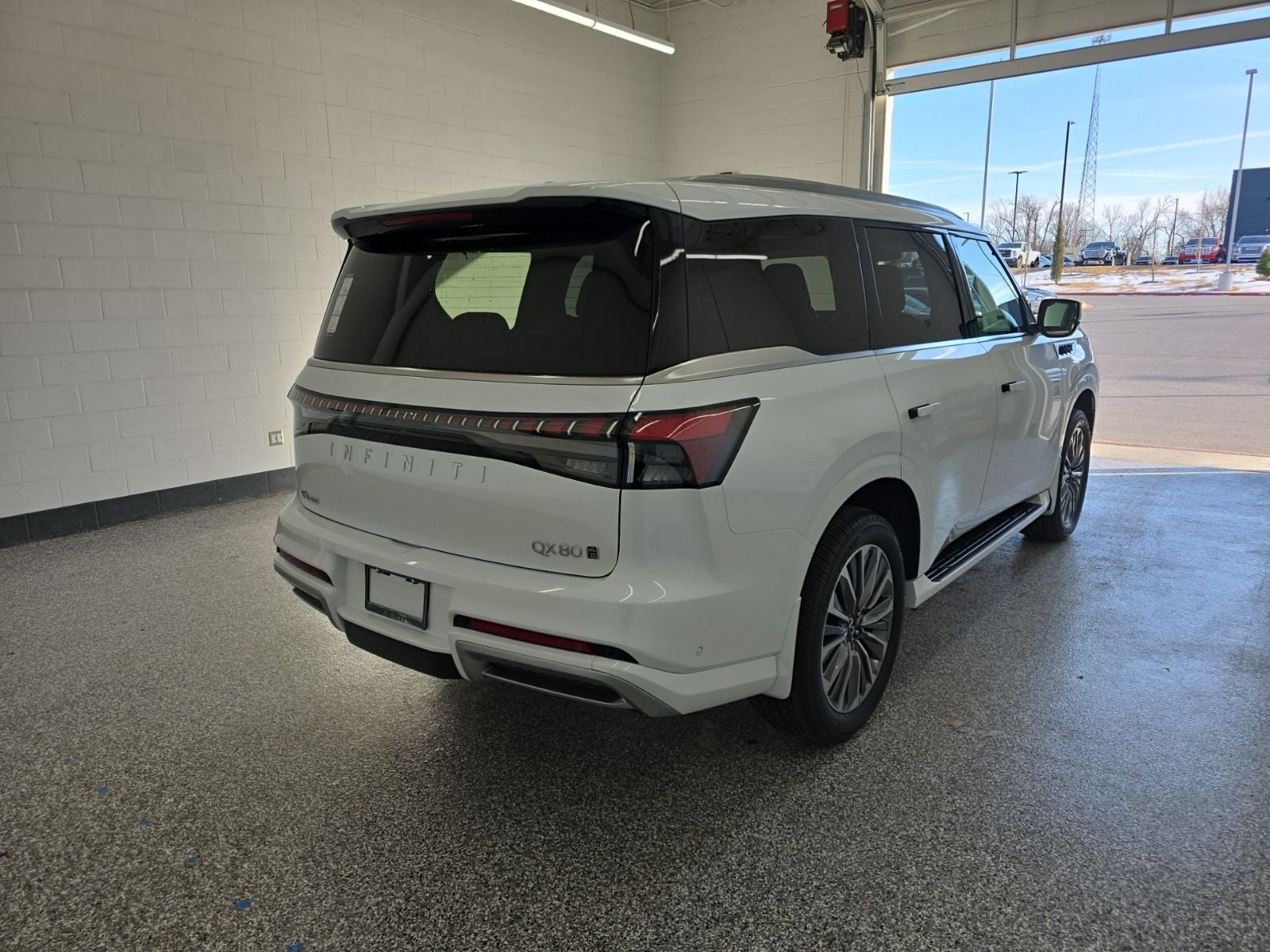 2026 INFINITI QX80 LUXE