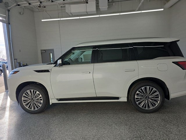 2026 INFINITI QX80 LUXE