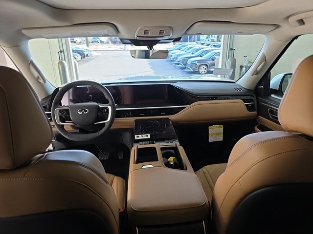 2026 INFINITI QX80 LUXE