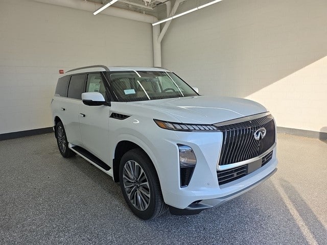 2026 INFINITI QX80 LUXE