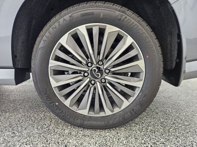 2027 INFINITI QX80 LUXE