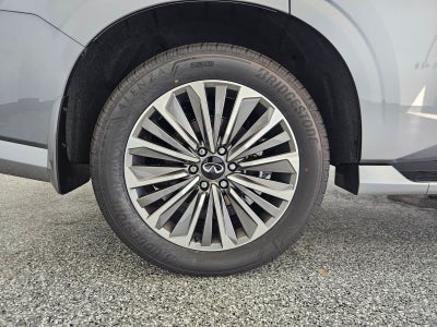 2027 INFINITI QX80 LUXE